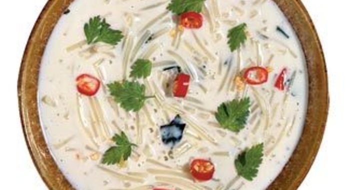 Тайский суп с вермишелью