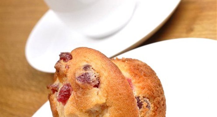 Булочки с вишней