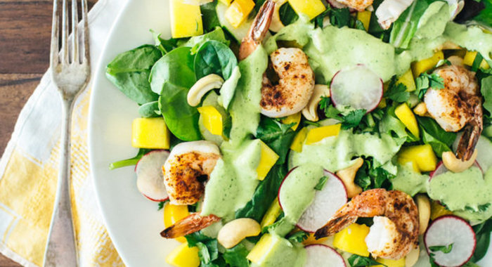 Тропический салат с креветками