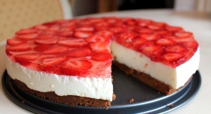 Творожный чизкейк с клубникой