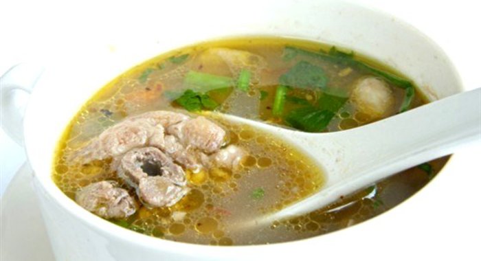 Испанский суп из бычьего хвоста