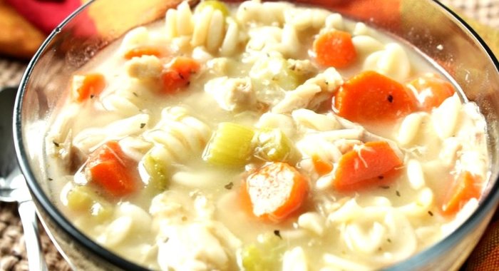 Куриный суп с пастернаком