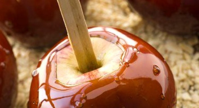 Яблочки в медо-сливочной карамели