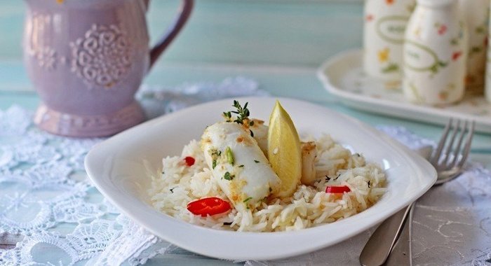 Ароматный рис с кальмаром