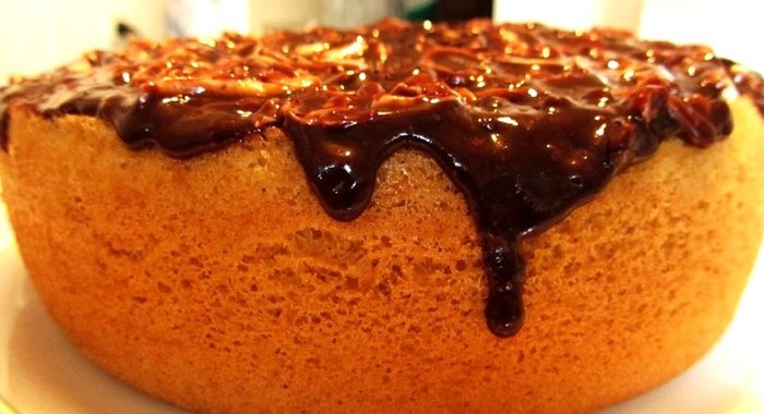 Бисквит на кипятке в мультиварке