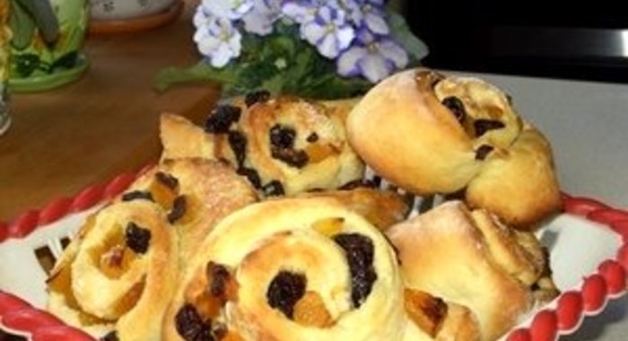 Плюшки с фруктами