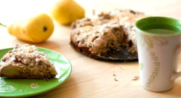 Осенний грушевый пирог