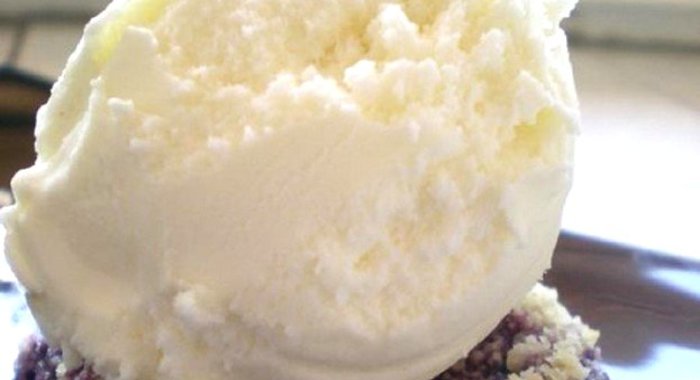 Крамбль чернично-смородиновый