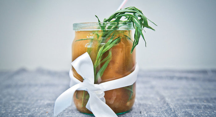 Компот с сухофруктами и тархуном