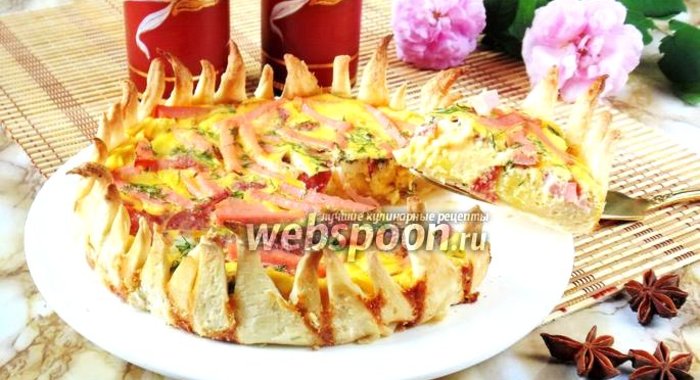 Закусочный пирог с колбасой «Цветок»