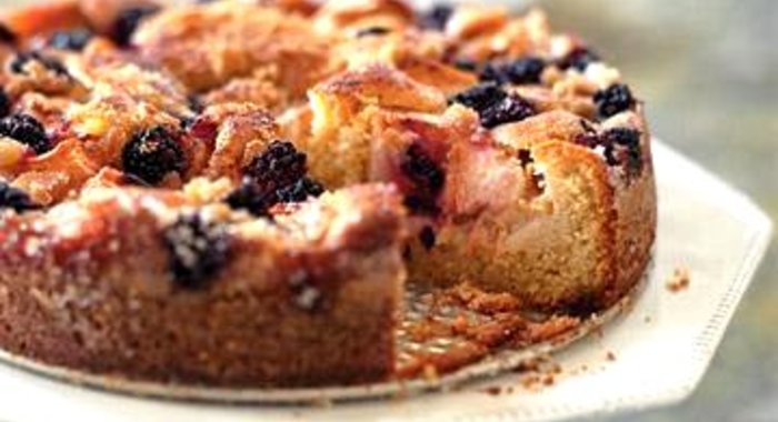 Яблочно-ежевичный пирог