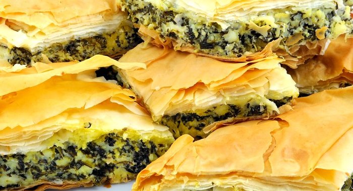 Пирог со шпинатом и сыром