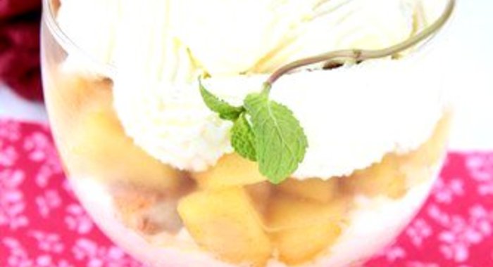 Жареные груши и айва с мандариновой цедрой