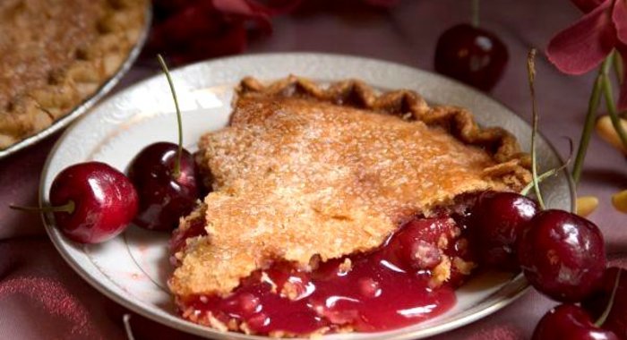 Постный вишневый пирог