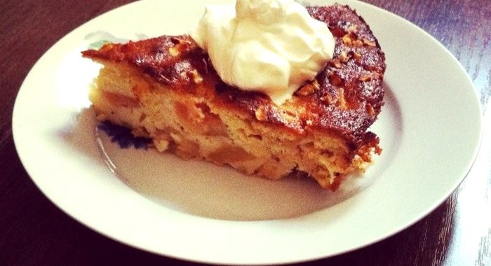Яблочный пирог с орешками