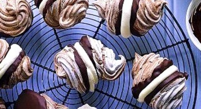 Мраморные меренги с маскарпоне