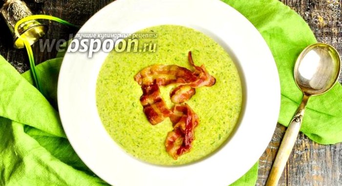 Картофельный суп с беконом и черемшой