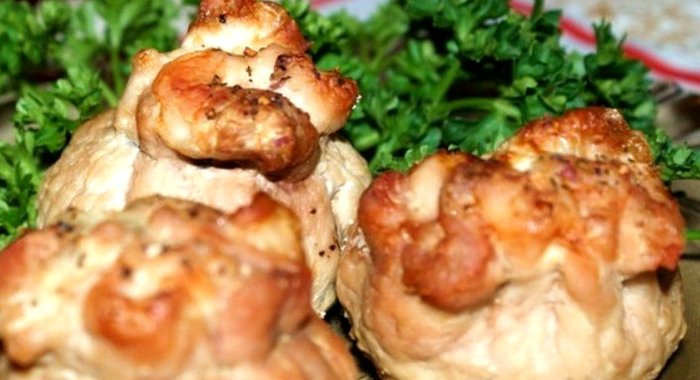 Мешочки с сыром и грибами