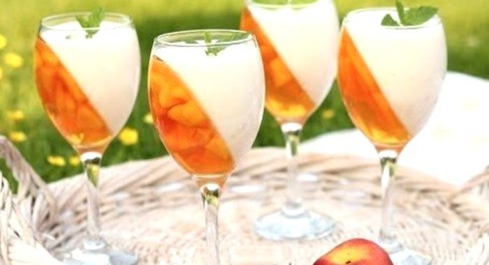 Двухслойное желе с нектарином