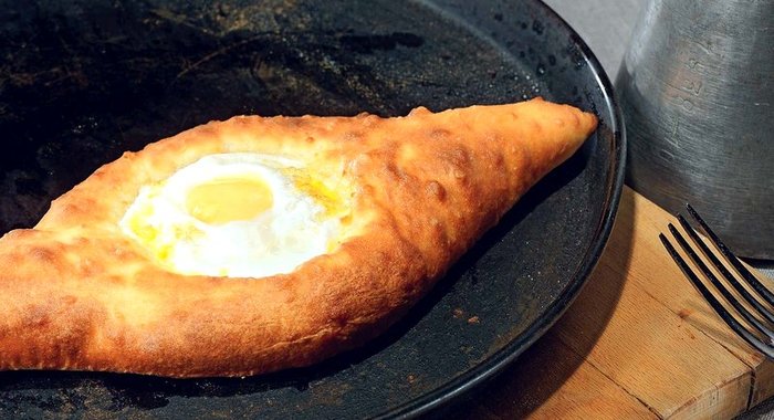 Аджарские хачапури по‑батумски