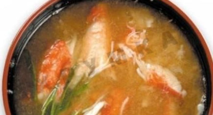 Японский суп с крабами и яйцами