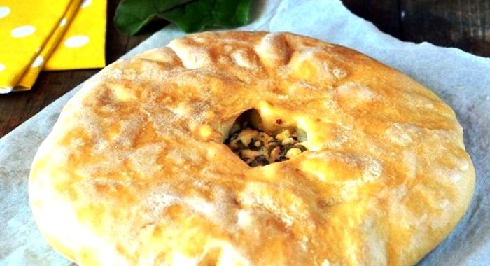 Осетинский пирог с творогом