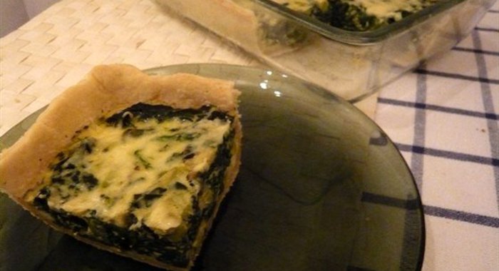 Киш со шпинатом и кабачками