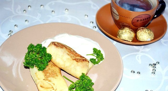 Блины на простокваше с мясом