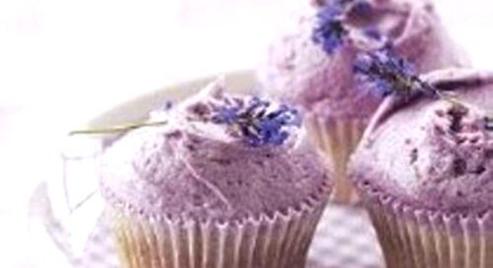 Лавандовые капкейки