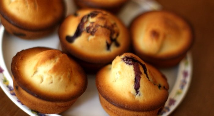 Маффины с целой голубикой