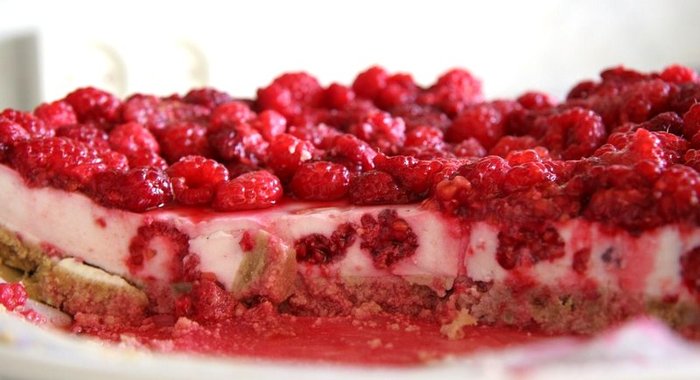 Малиновый чизкейк с творогом