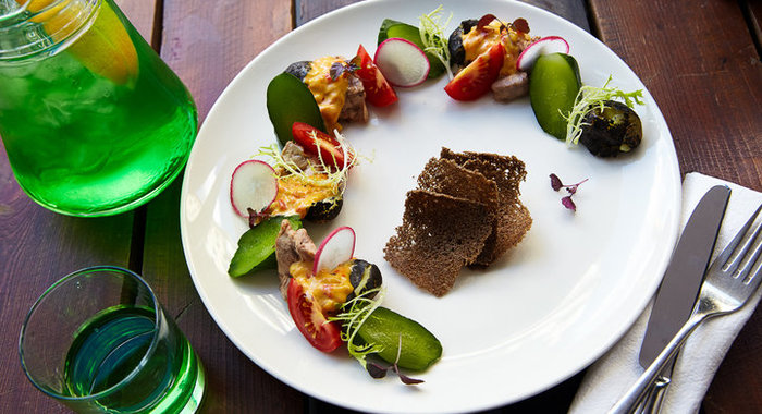 Овощной микс с печенью трески