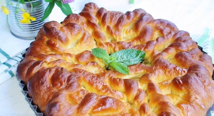 Пирог с яблоками, щавелем с мятной ноткой