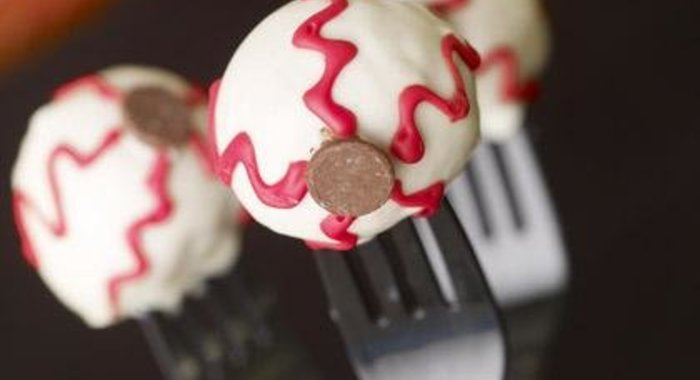 Глаза на Хэллоуин