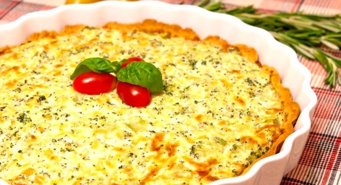 Пирог с рикоттой, брокколи и сыром