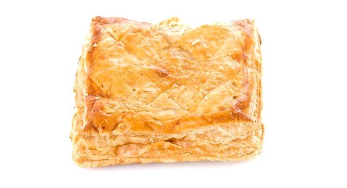 Ватрушки из слоеного теста с творогом