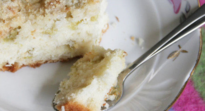 Сладкий пирог из ревеня