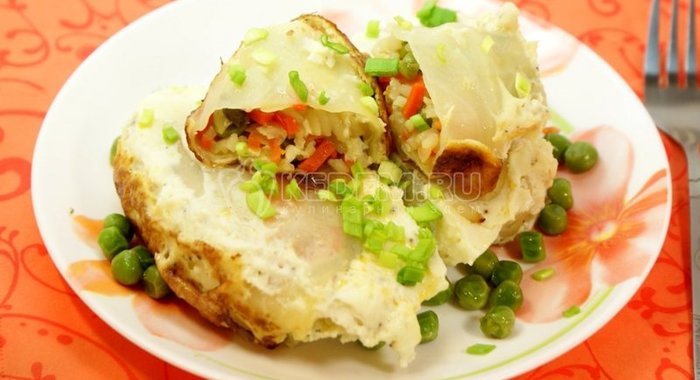 Капустные рулетики «в омлете»