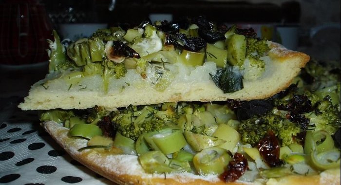 Пирог овощной с брокколи