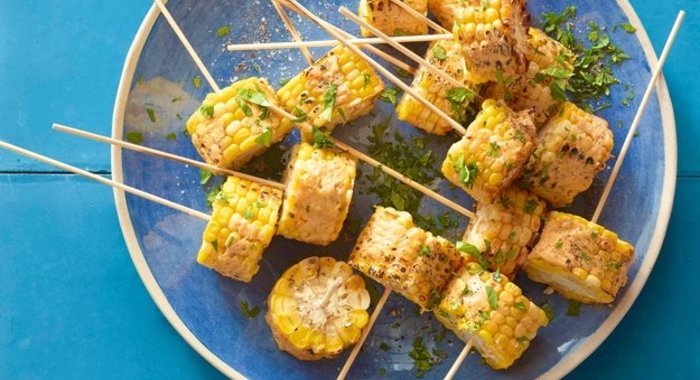 Кукуруза на гриле с кинзой