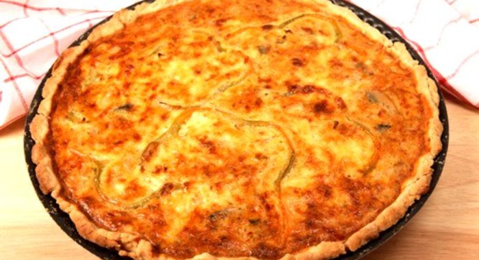 Мясной пирог с хреном в микроволновой печи