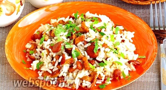 Рис с лисичками