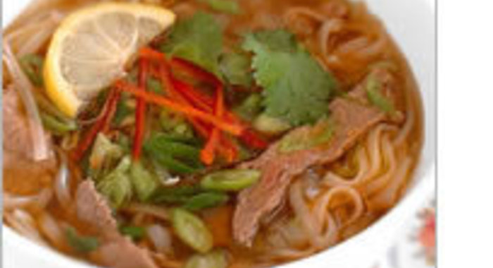 Вьетнамский суп с говядиной и лапшой