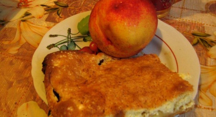 Пирог домашний яблочный