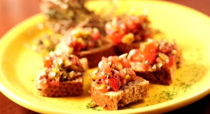 Гренки с овощами