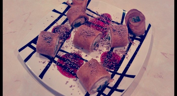 Сладкие роллы с творожным кремом