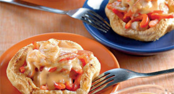 Мини-пироги с тигровыми креветками и кетчупом