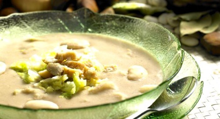 Овощной суп с каштанами и грибами