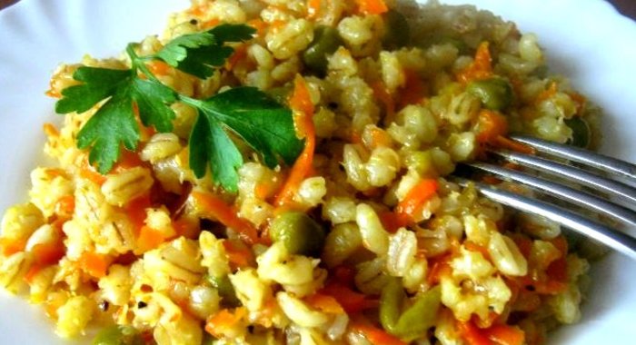 Перловка с овощами