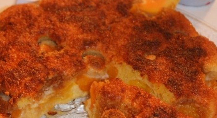 Ароматный пирог с абрикосами